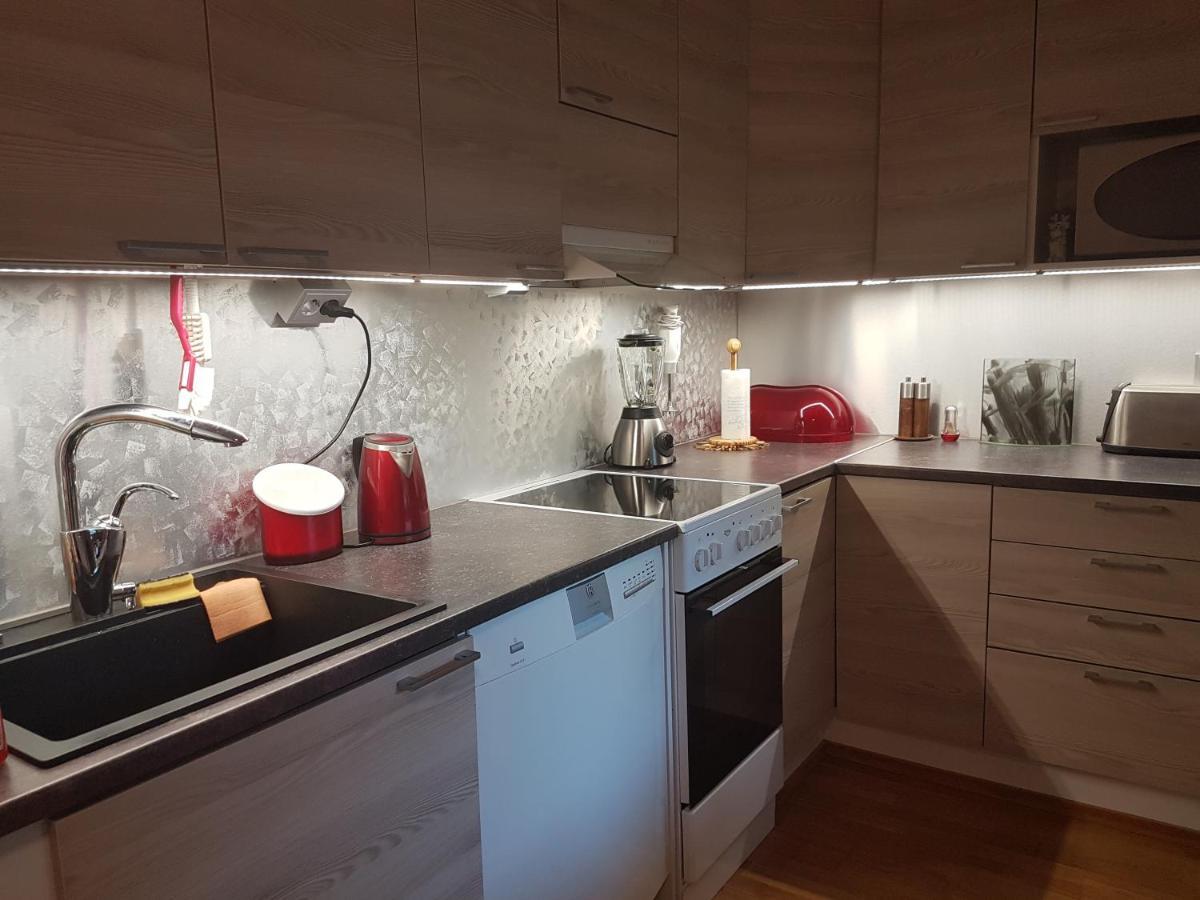 Koti Pyhaejaerven Rannalla Tampereella المظهر الخارجي الصورة